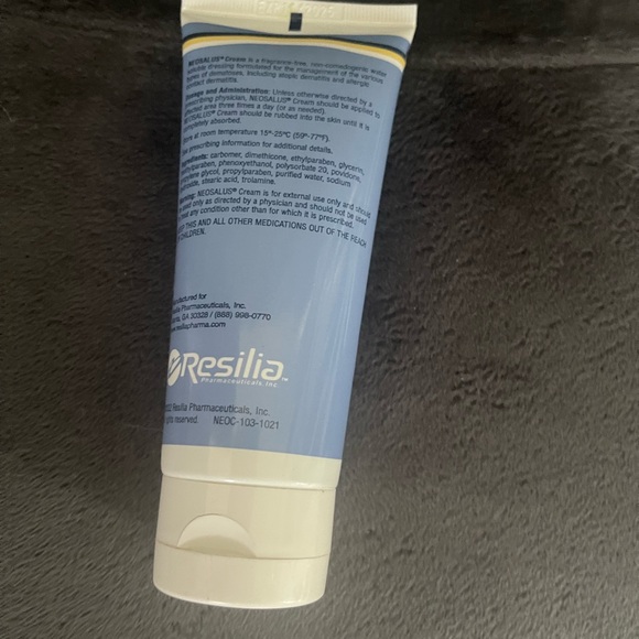 Neosalus Cream 100 G, Exeltis for Eczema's Dermatits - Picture 4 of 8